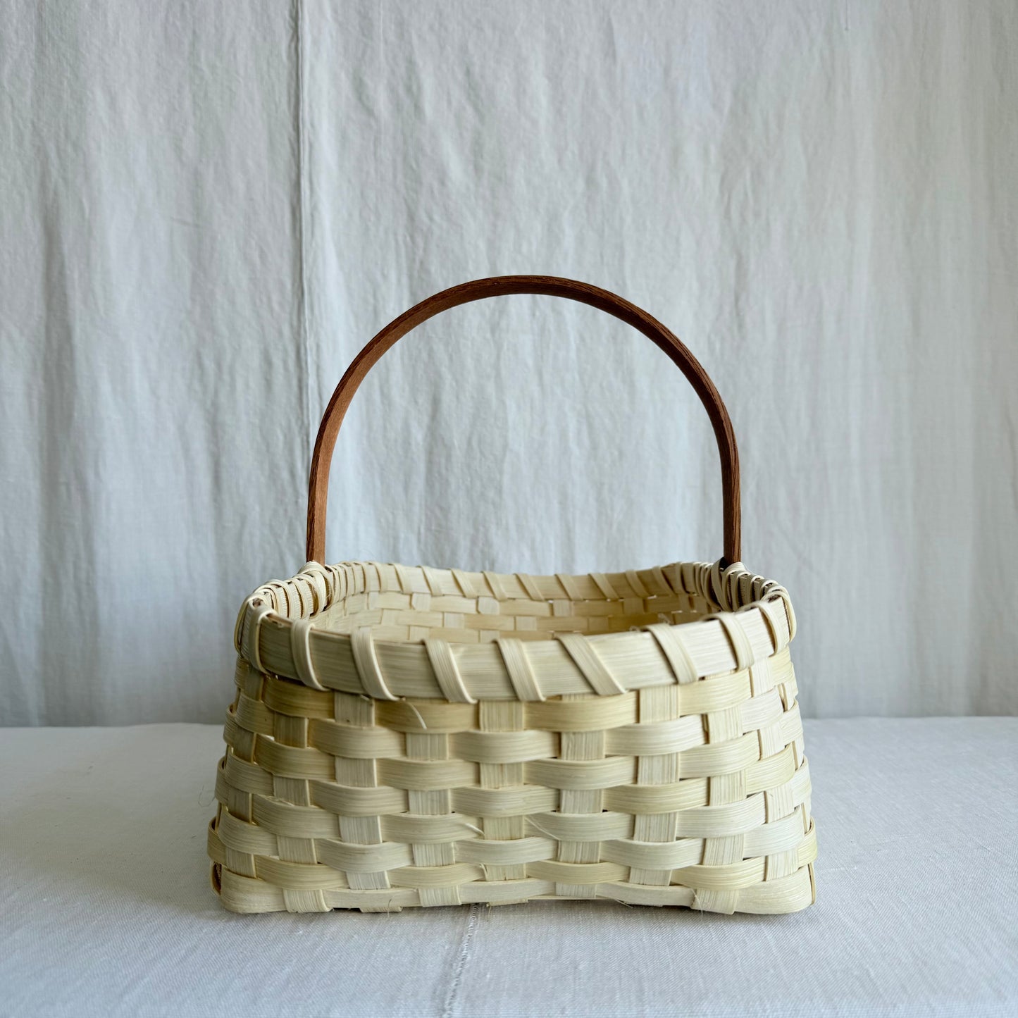 The Gathering Basket, Mini