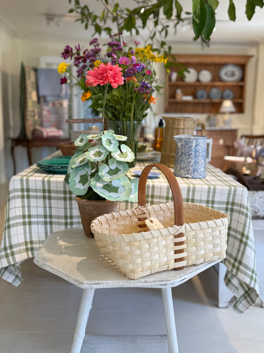 The Gathering Basket, Mini