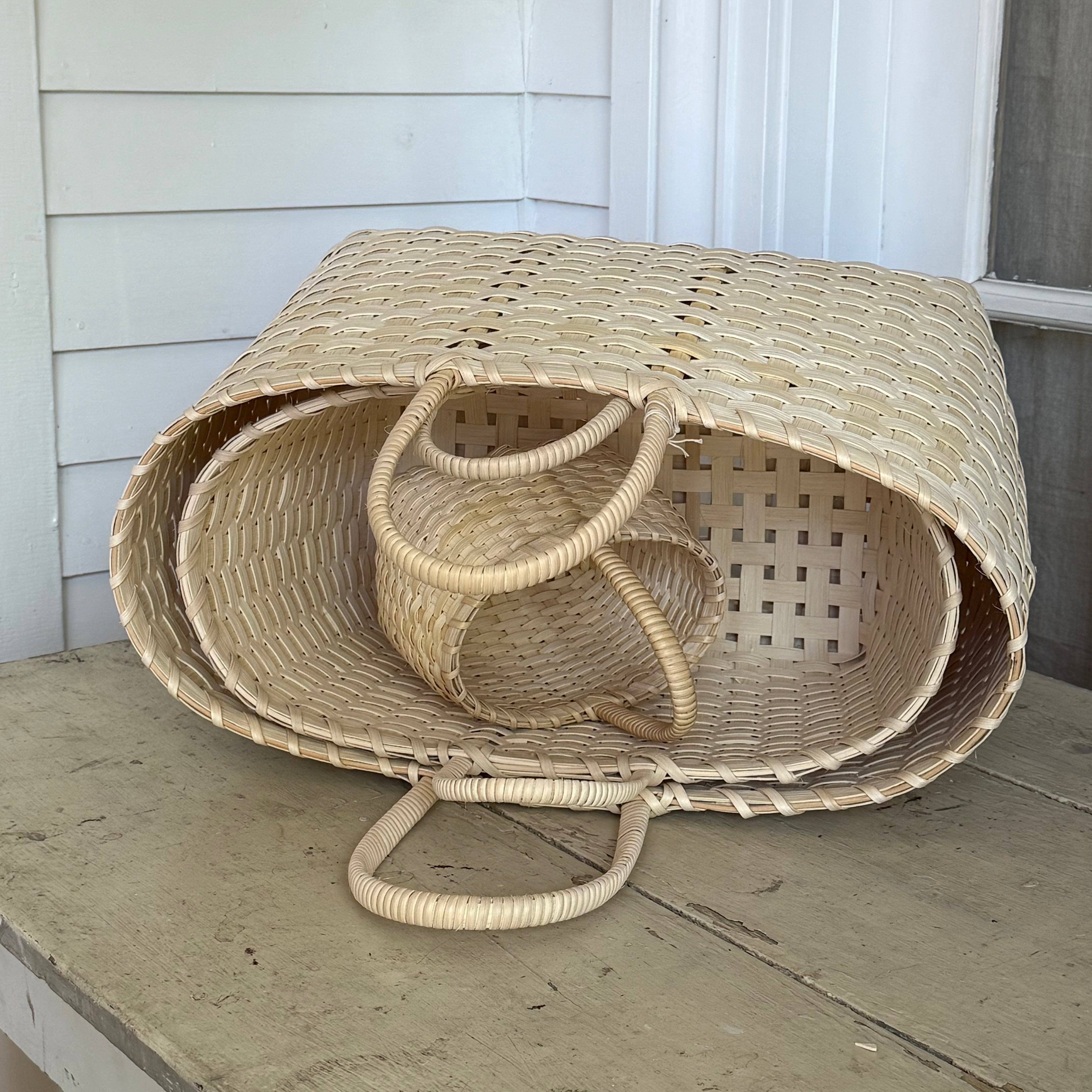 The Hand Basket – Widener Company