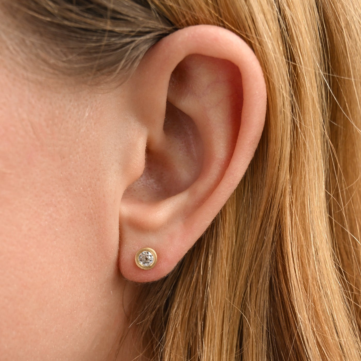 Dunton Ellerkamp Antique Diamond and 18k Earings