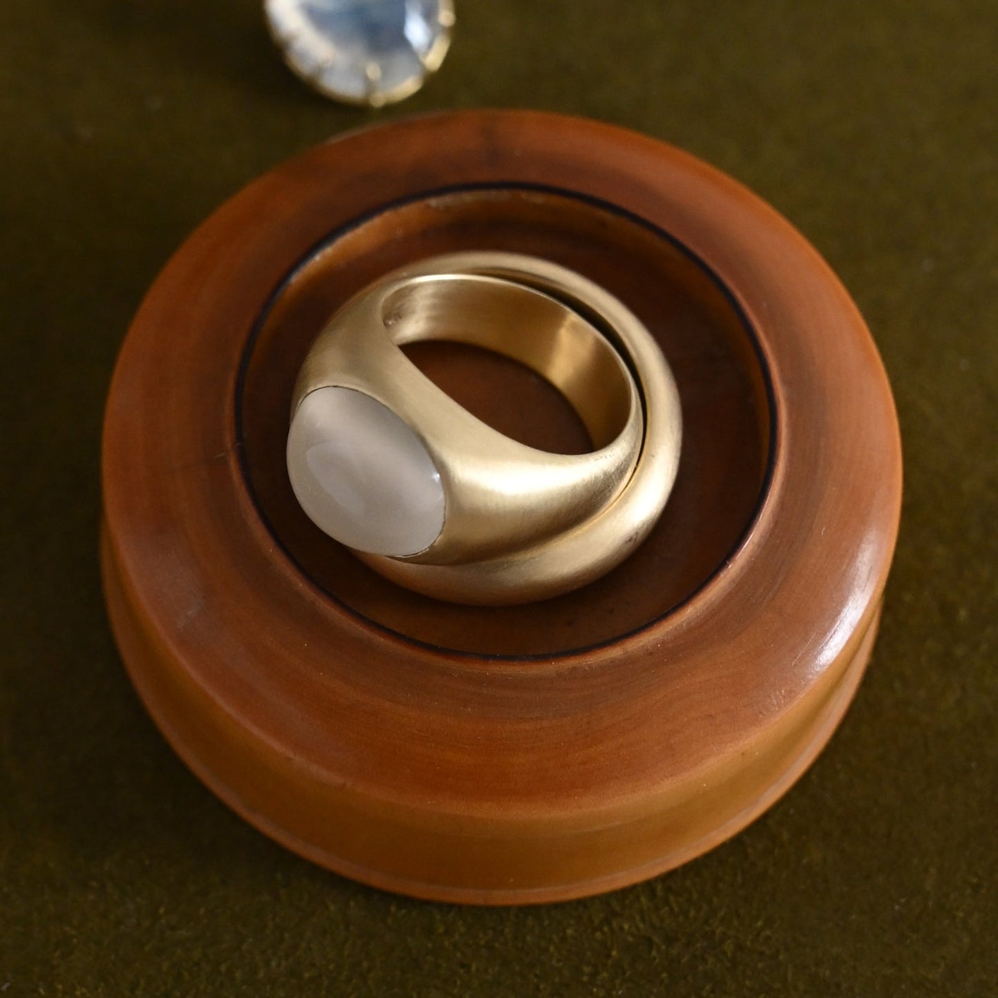 Dunton Ellerkamp Gold Moonstone Ring