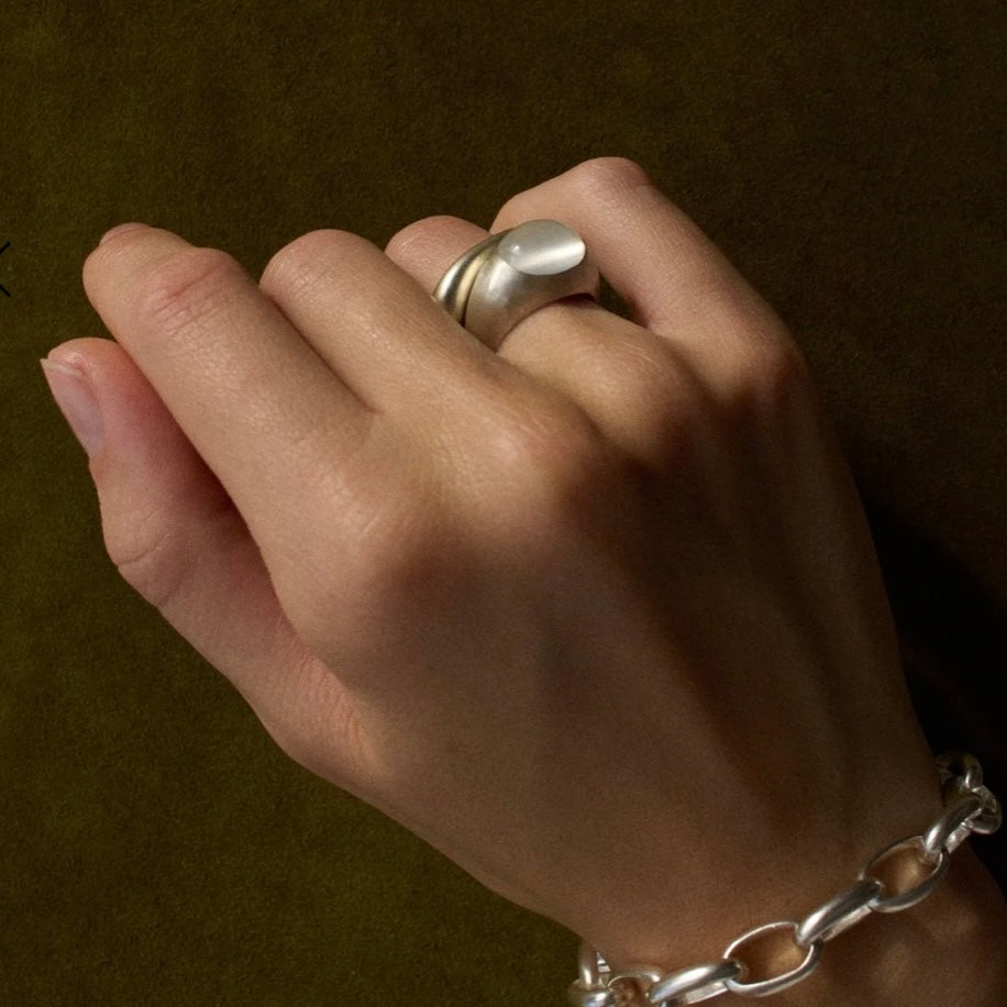 Dunton Ellerkamp Silver Moonstone Ring